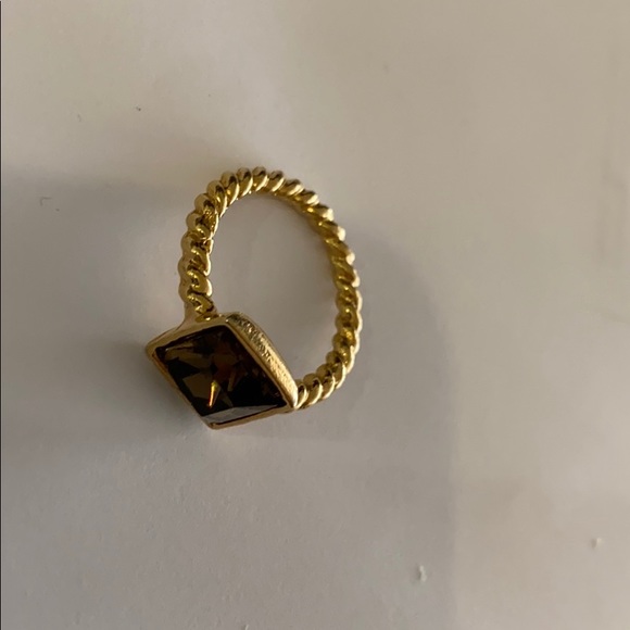 Gemstone Ring - Picture 5 of 14
